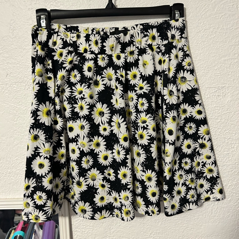 Floral Print Flowy Skirt